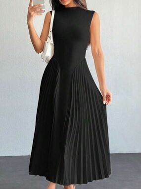 Elegant Black Pleated Midi Dress - Sleek Sleeveless Design